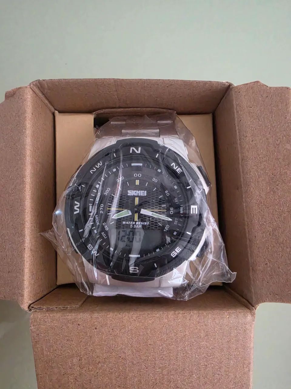 Relógio Skmei modelo 1370 com pulseira Aço inox  - Foto 2