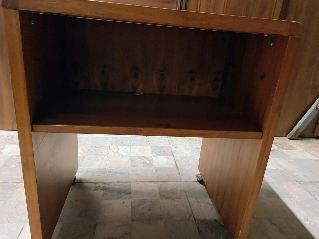 Mesa lateral ou de apoio anos 80  - Foto 4