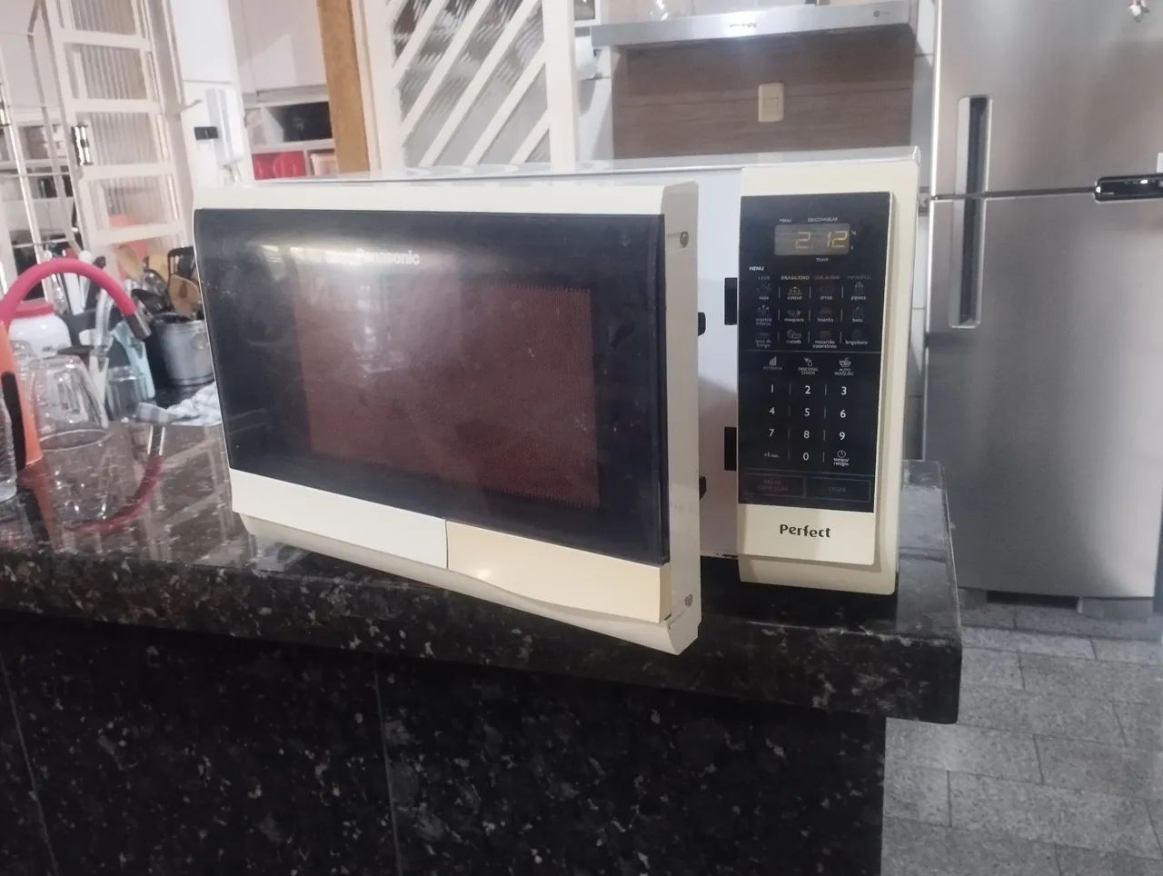 Microondas Panasonic 28L - Foto 2
