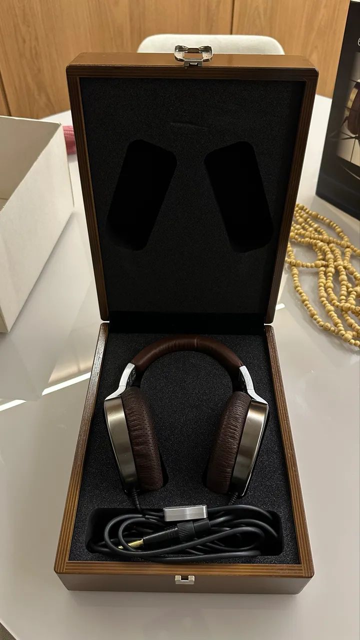 Ultrasone Edition 10 Limited - NOVO/SEM USO - Completo com Caixa