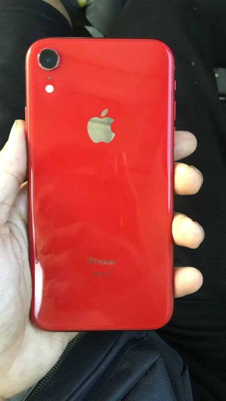 Troco iPhone XR (LEIA A DESCRIÇÃO)
