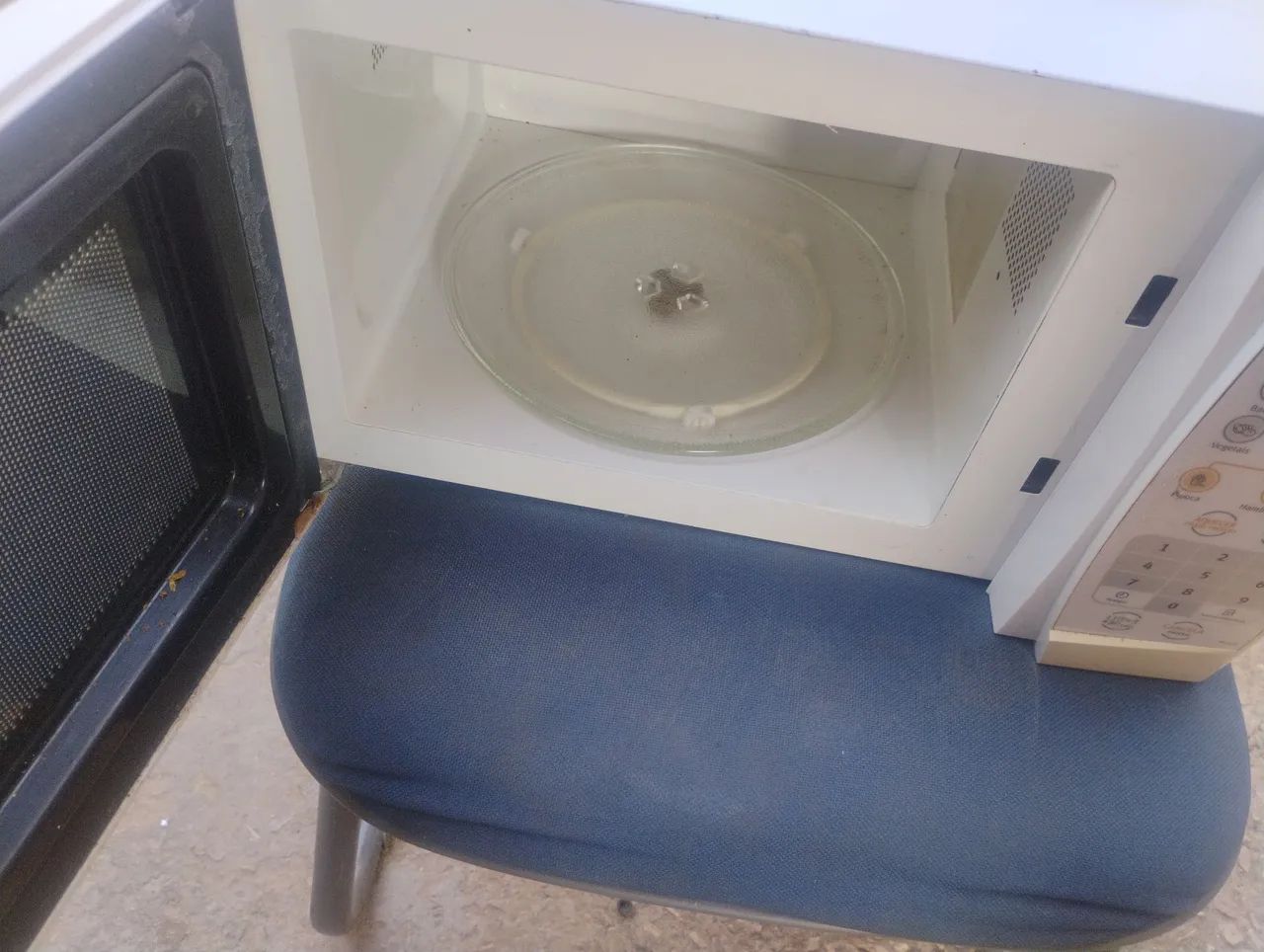 Microonda Eletrolux 22 - Foto 2