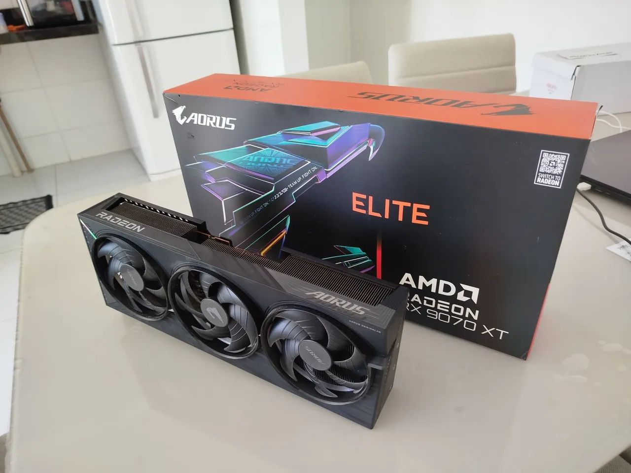 RX 9070XT Aorus Elite - Foto 3