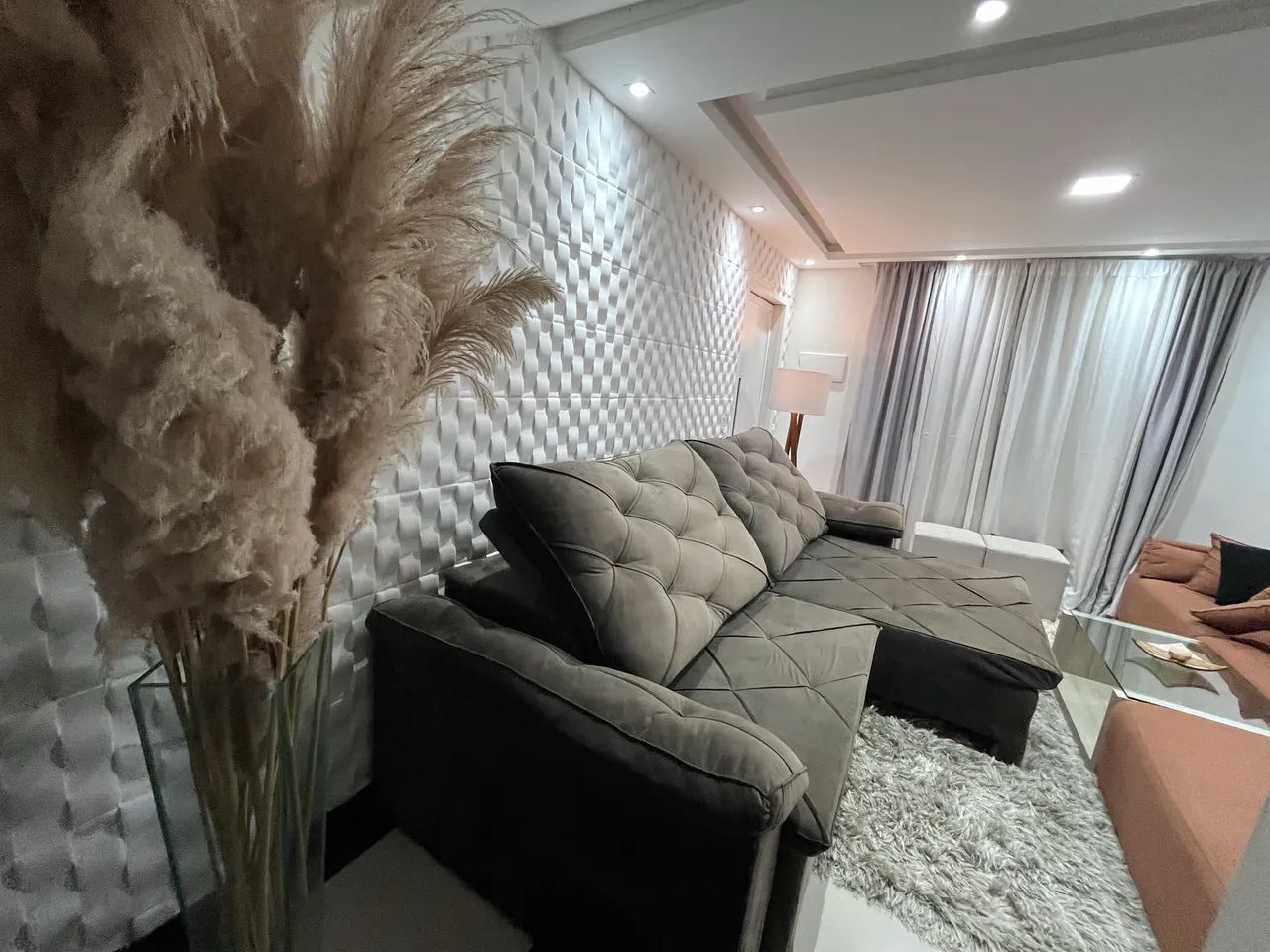 Sofá Retrátil e Reclinável semi novo - Foto 3