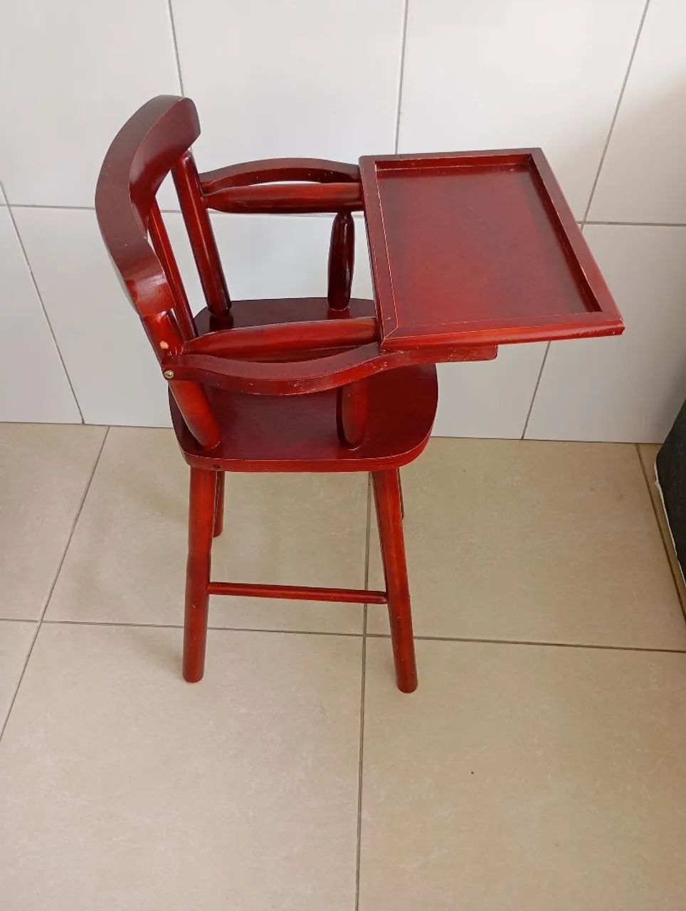 Alimentador infantil de madeira  - Foto 3