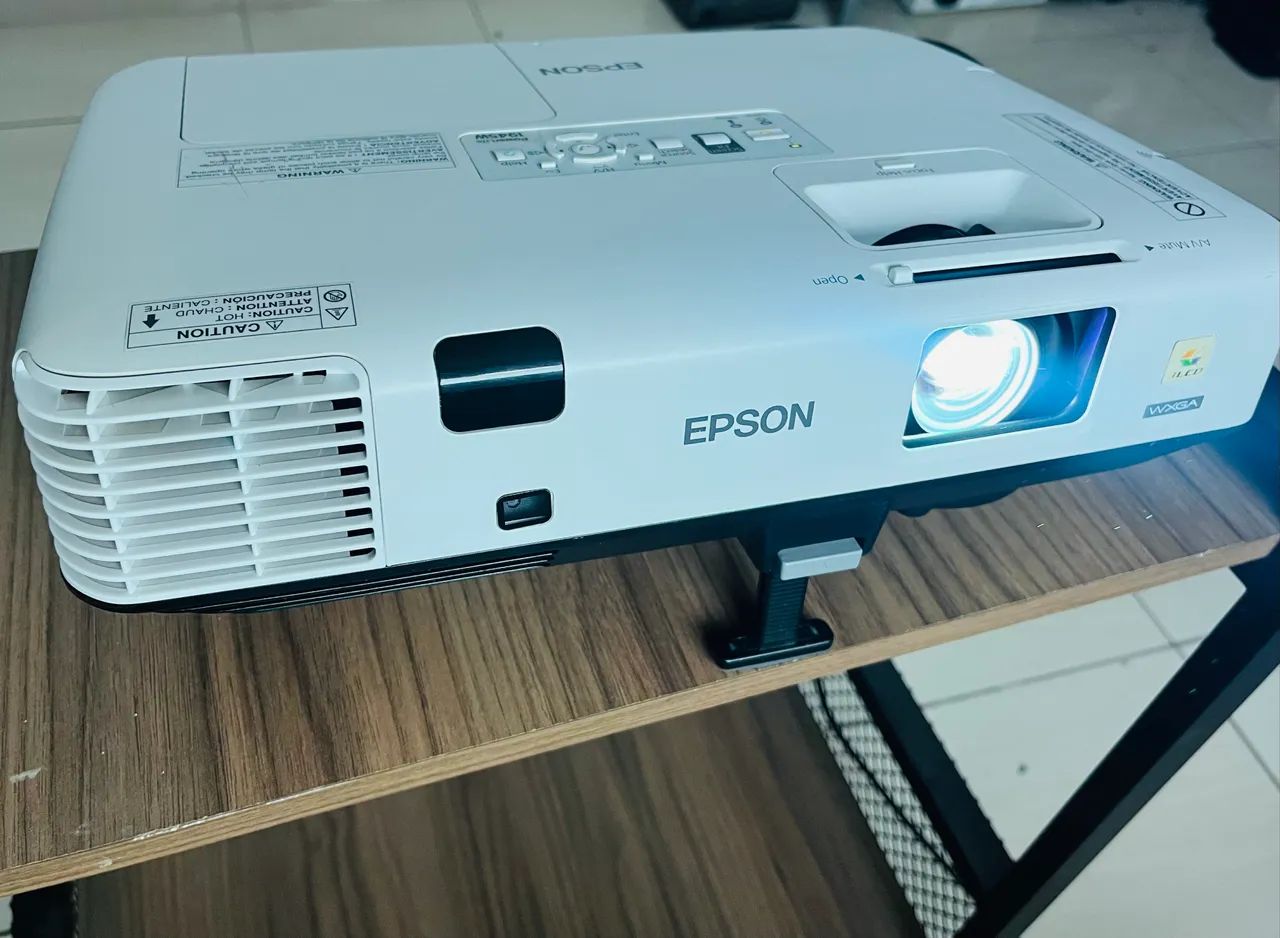 Projetor Epson 4200 Lumens HD - Foto 2