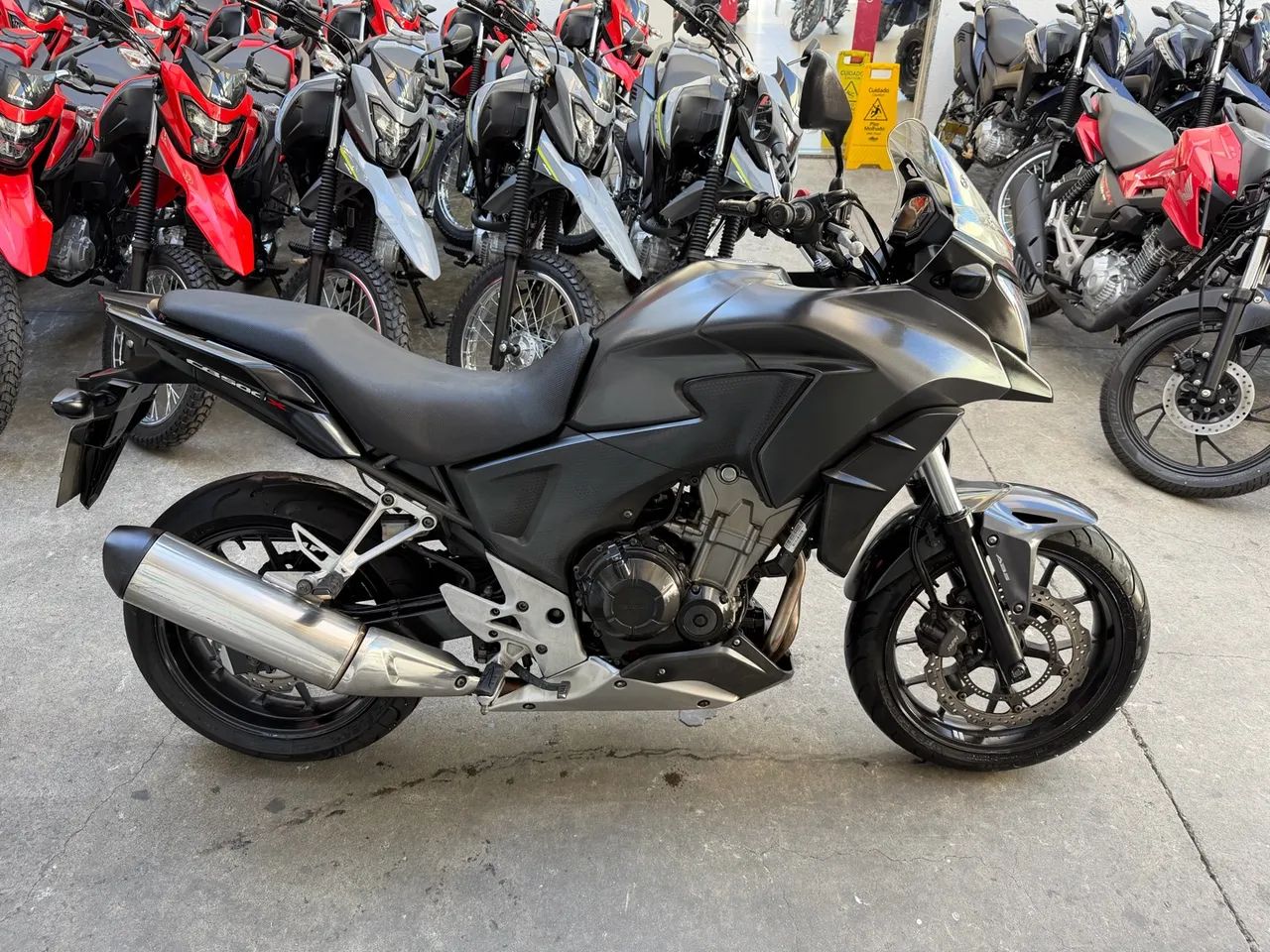 CB 500X - MUITO NOVA  - Foto 5
