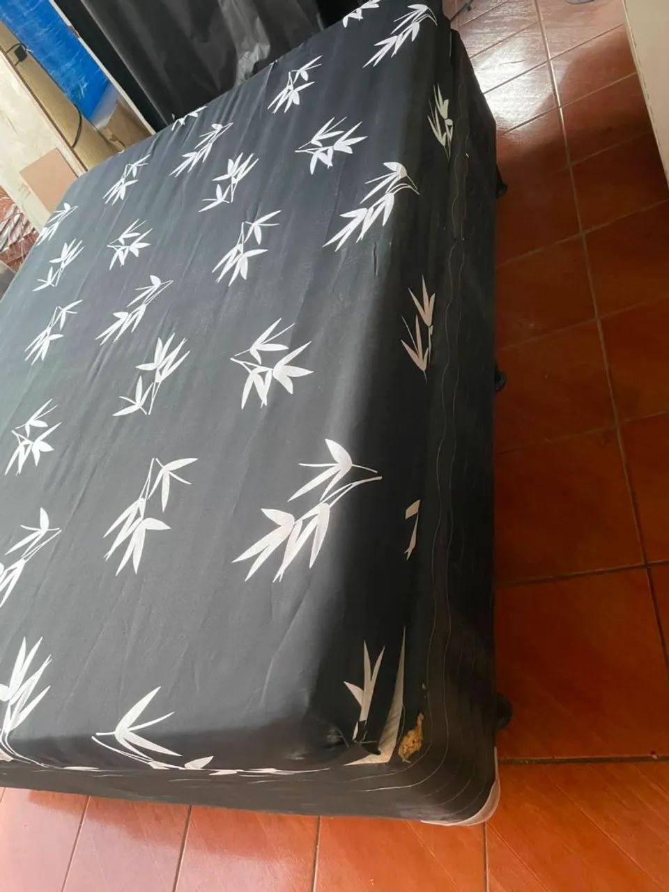 Ven box com colchão usado  - Foto 4