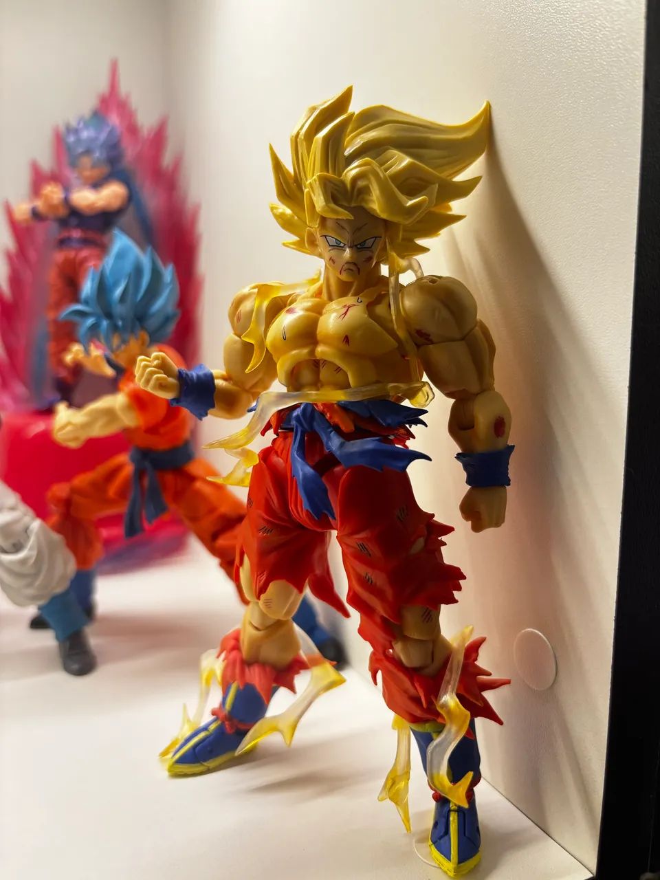 Goku ssj battle damage 