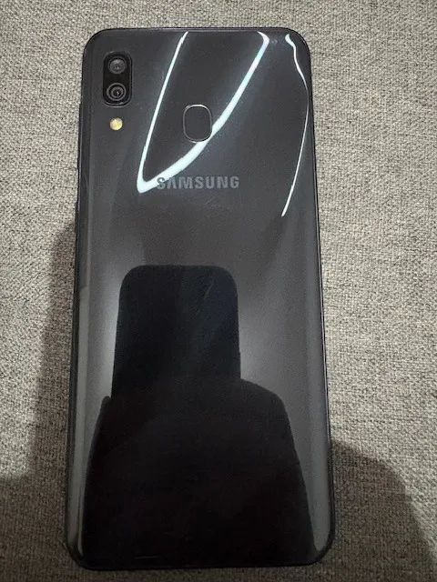 Samsung A30 64 GB Preto - Excelente - Foto 5