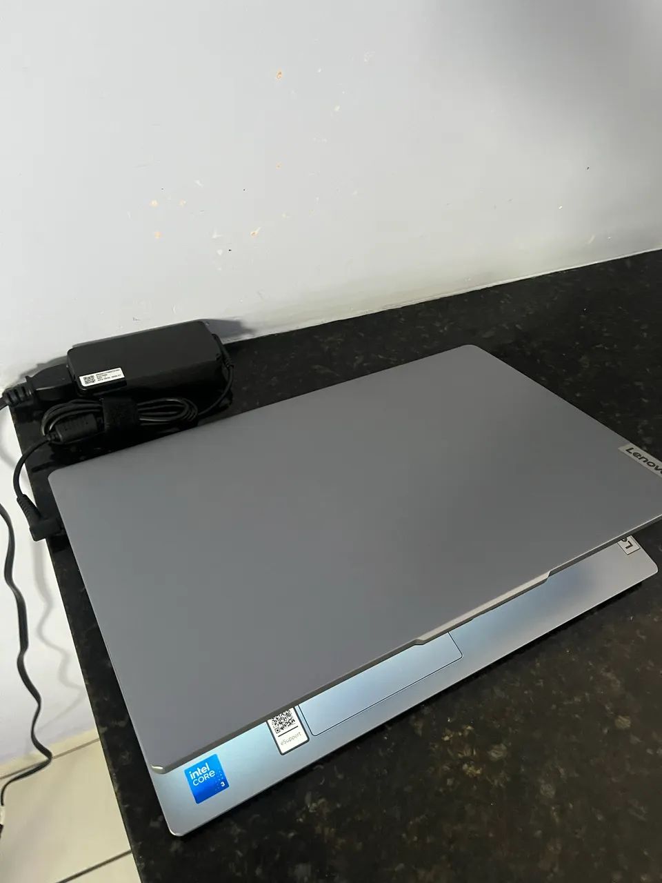 Vendo notebook Lenovo Slim 3 Intel  - Foto 4