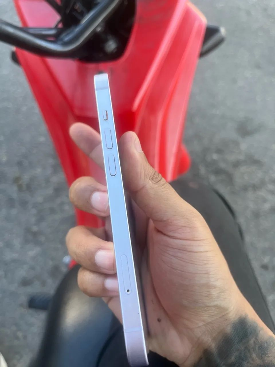 iPhone 14  - Foto 2
