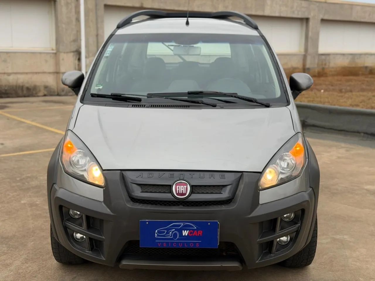 Fiat Idea Advent./ Adv.locker 1.8 MPI Flex 5P 2016 - Foto 2