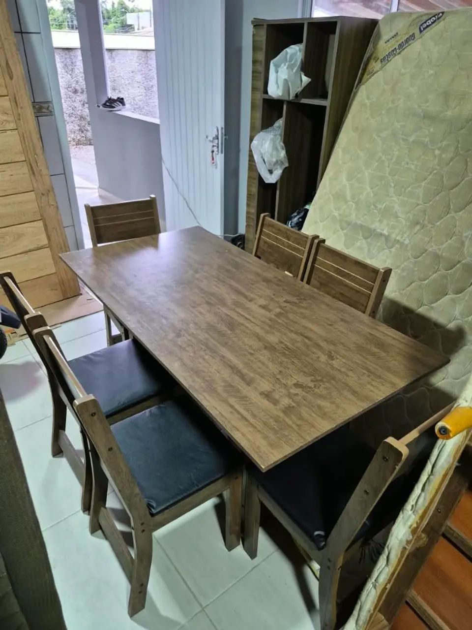 Mesa 6 cadeiras estofadas, entrego ler anúncio  - Foto 3