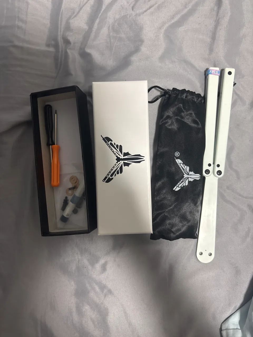 Faca de treino balisong importada 