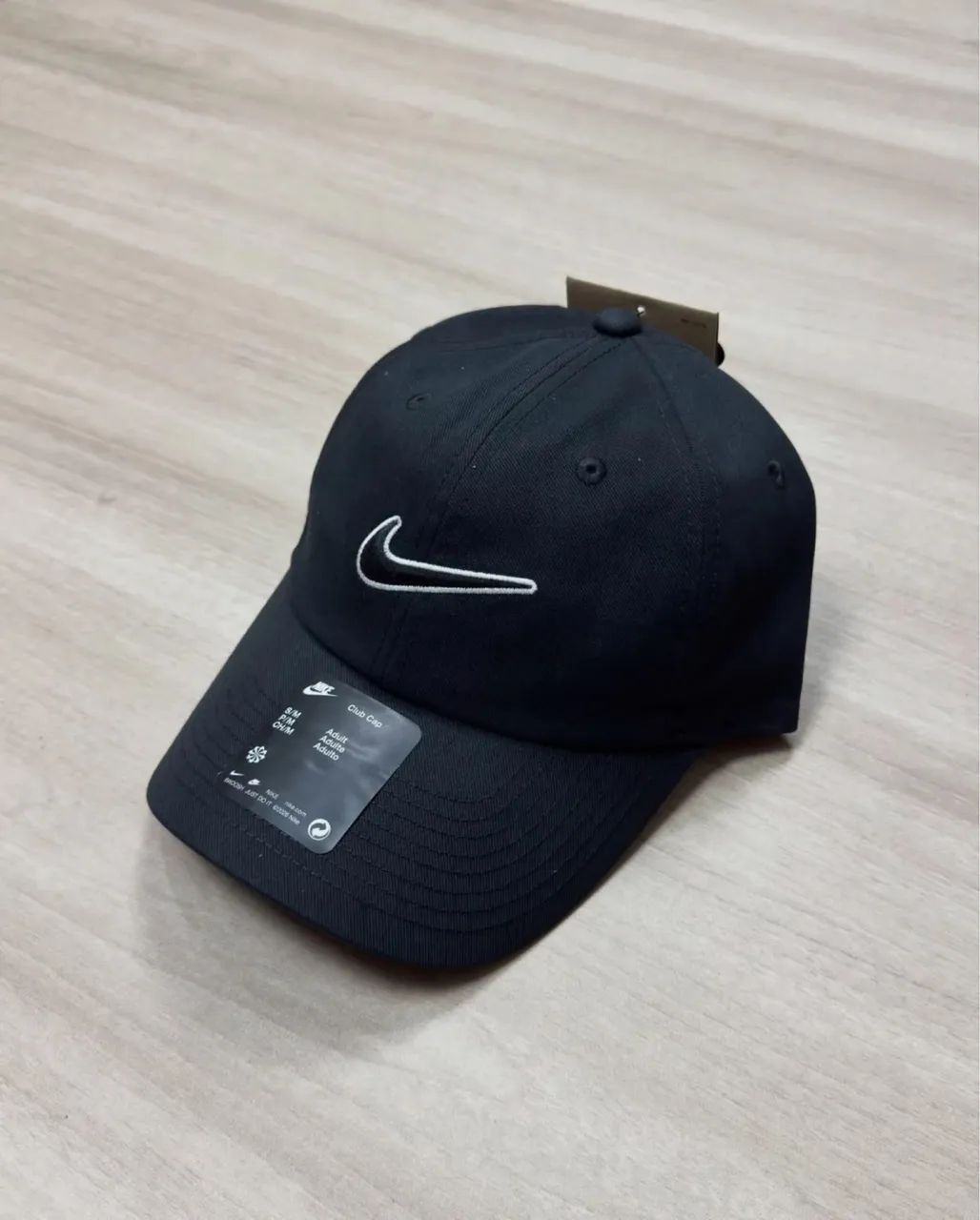 Boné Nike Club Swoosh Original (Preto)