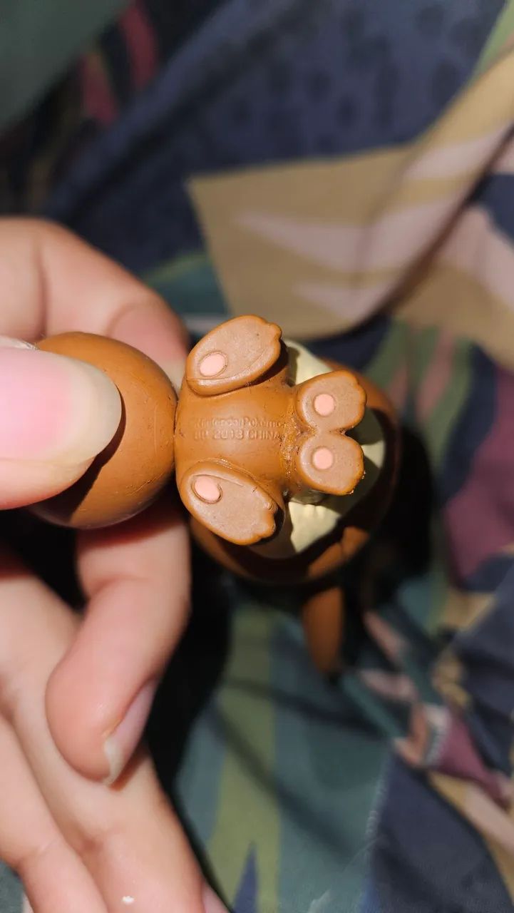 Figure Pokémon Eevee Miniatura Brinquedo Original - Foto 4