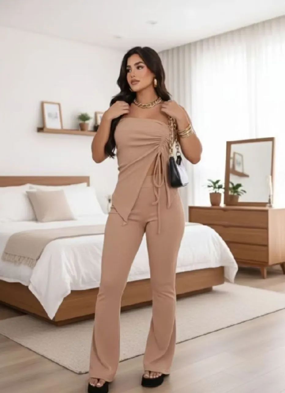 Conjunto tomara que caia calça flare canelado