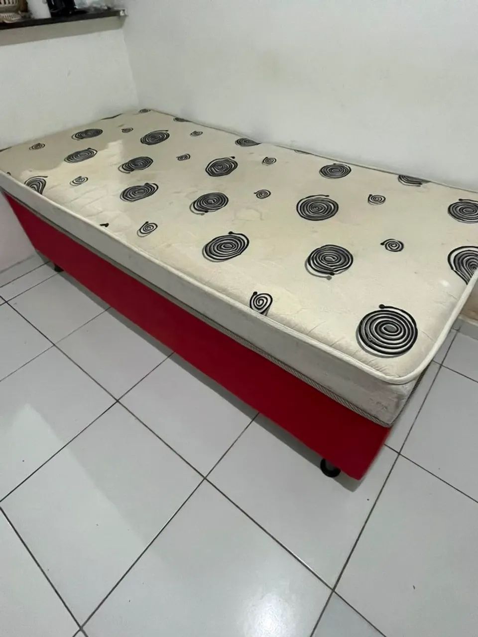 Cama Box Solteiro usada - Foto 3