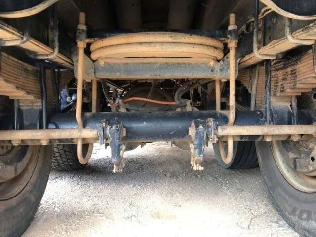 VW 24250 Caçamba Basculhante - Foto 2