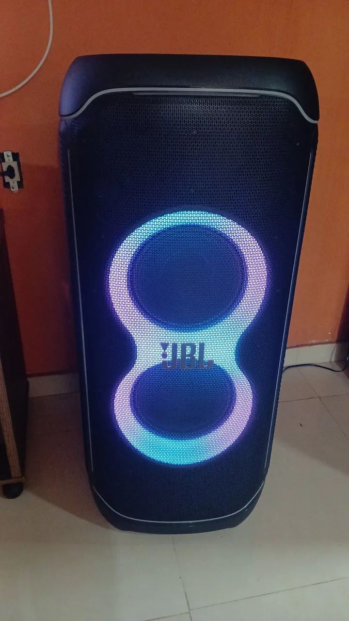 Caixa de som JBL 