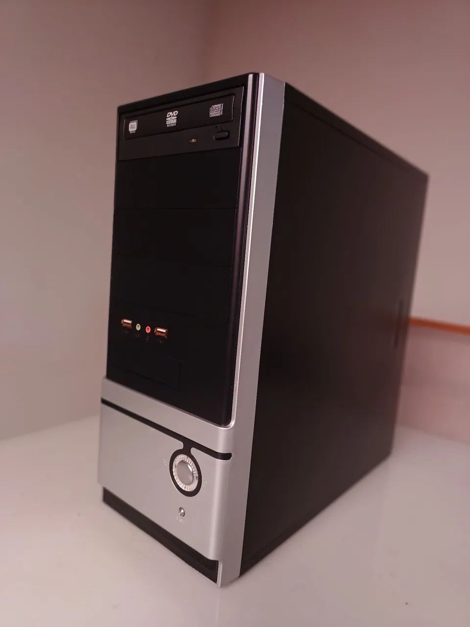 Computador para retirada de peças 