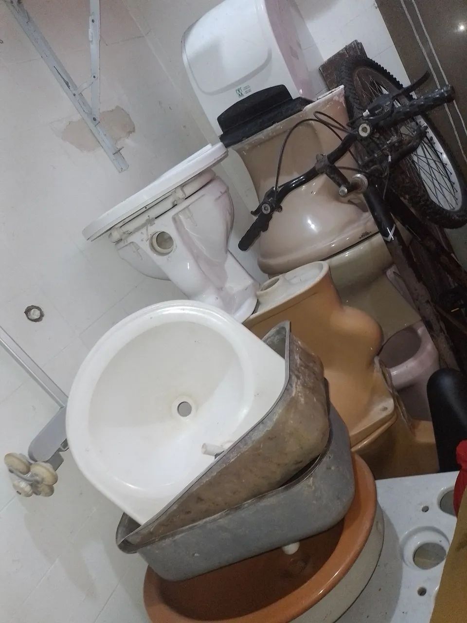 Vaso comum  40$ vaso acoplado  50$ SEM A CAIXA - Foto 4