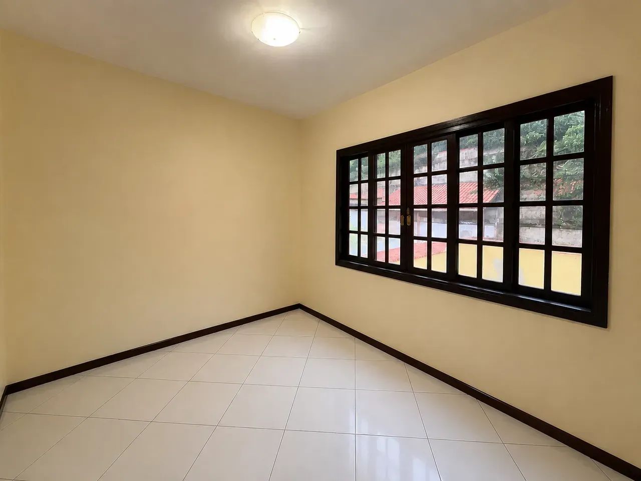 Casa Térrea - 4 Quartos (1 Suíte) - Centro, Maricá - Foto 2
