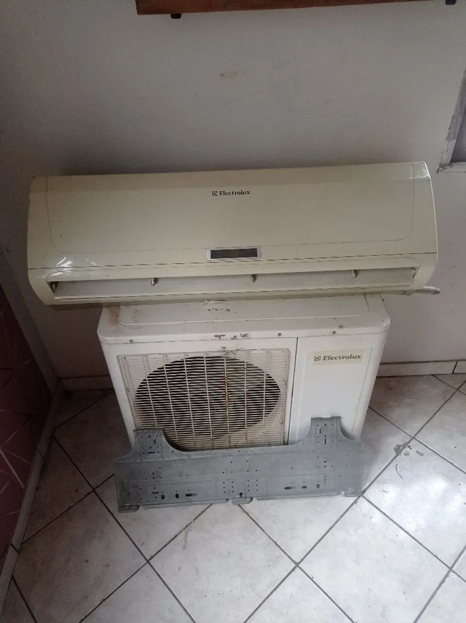 Ar condicionado Eletrolux lux