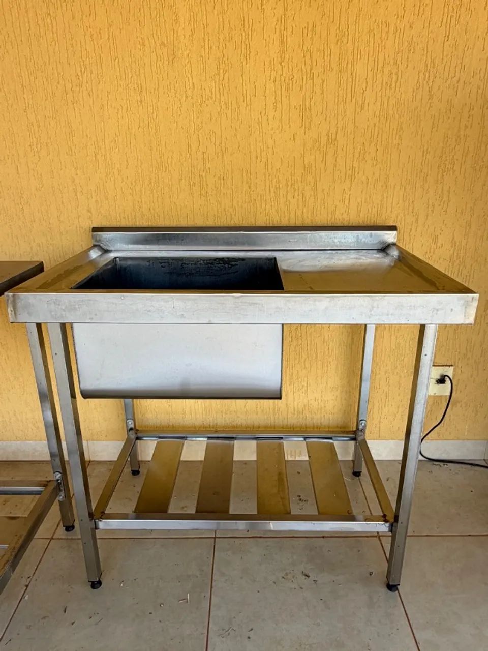 Pia De Inox Com Cuba À Esquerda De Uso Culinário 100x60x90cm - Foto 3
