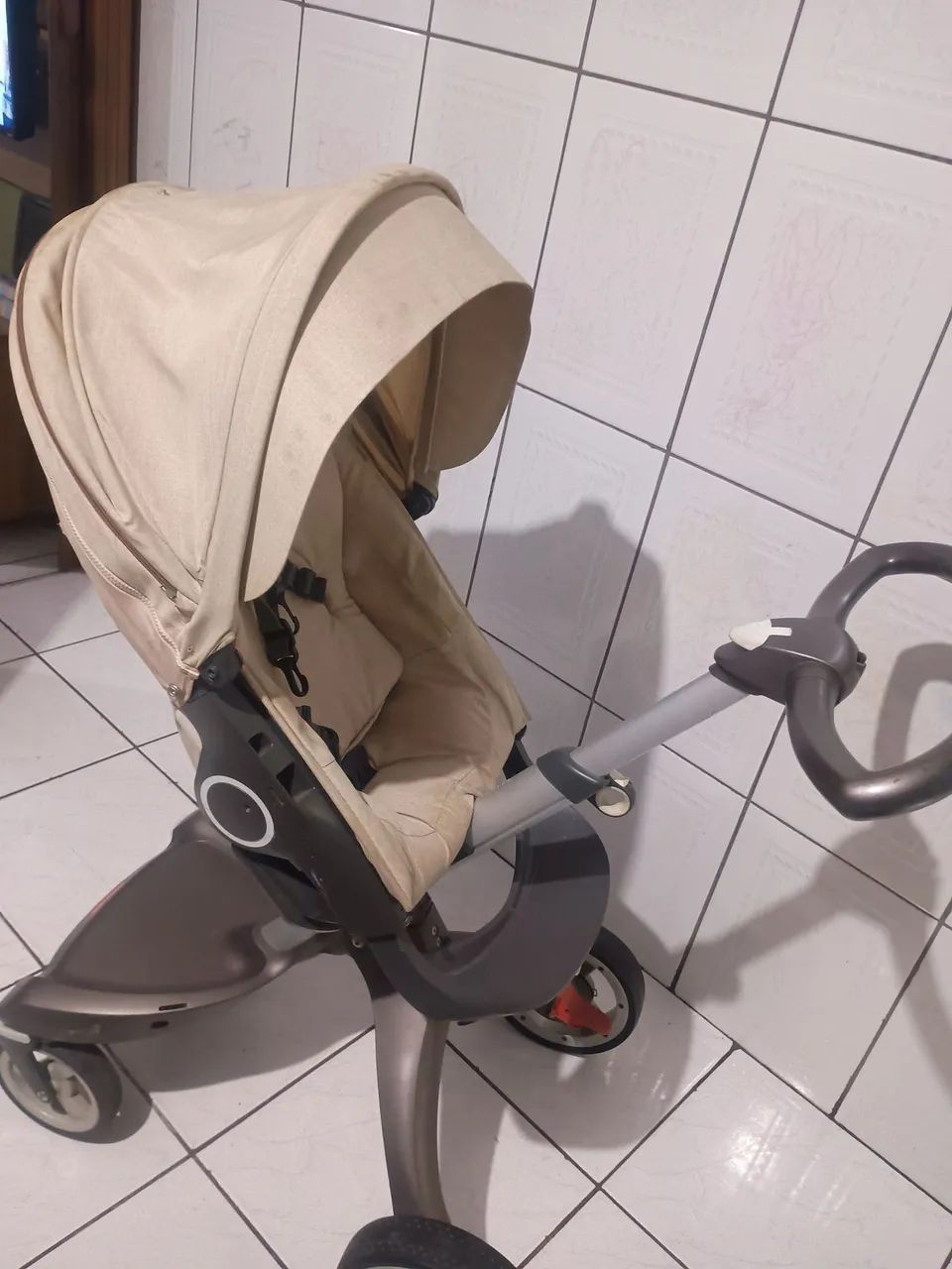 Carrinho de bebê e cadeira  - Foto 2