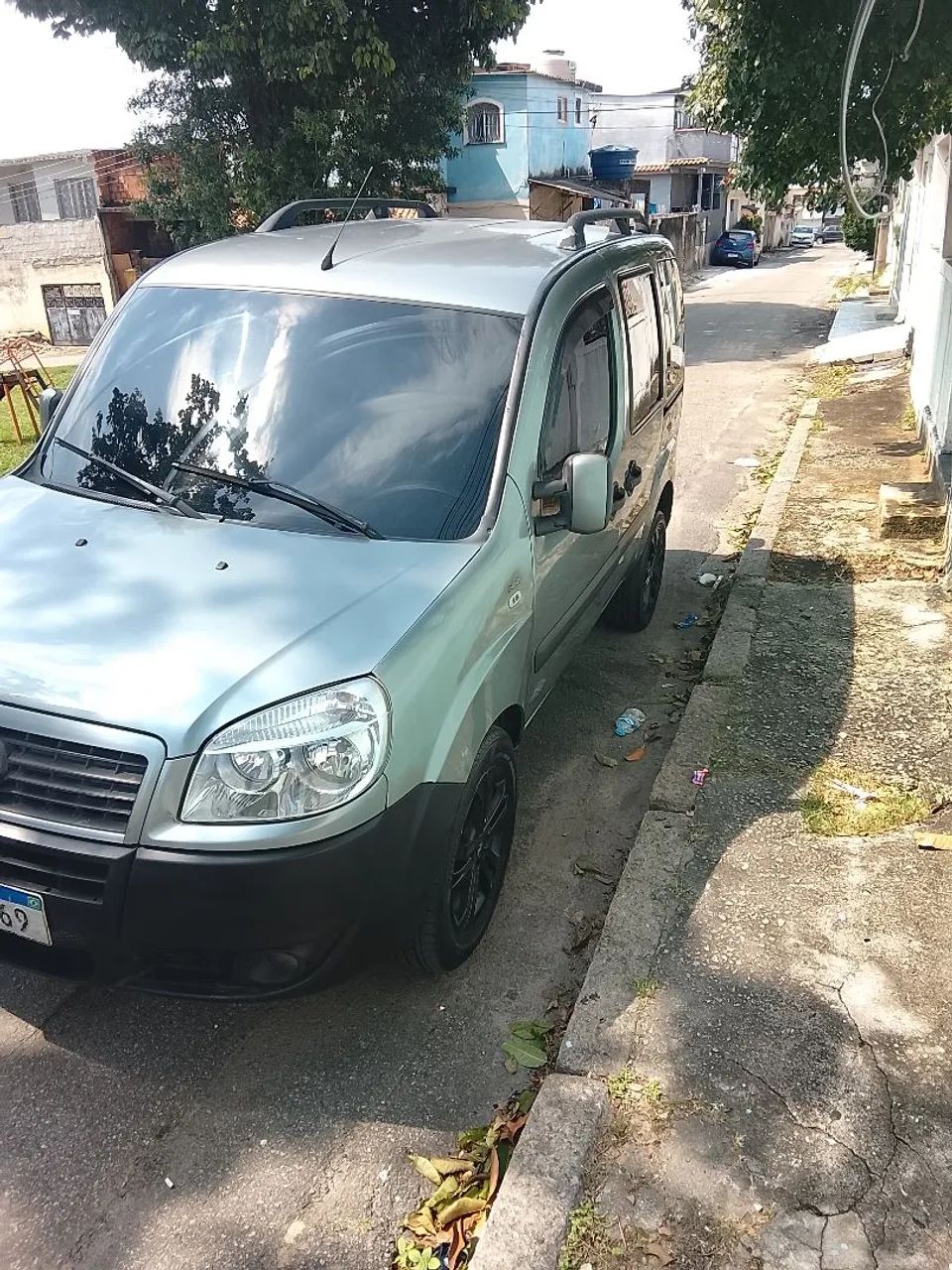 Fiat Doblo Doblo HLX 1.8 mpi Flex 5p 2011