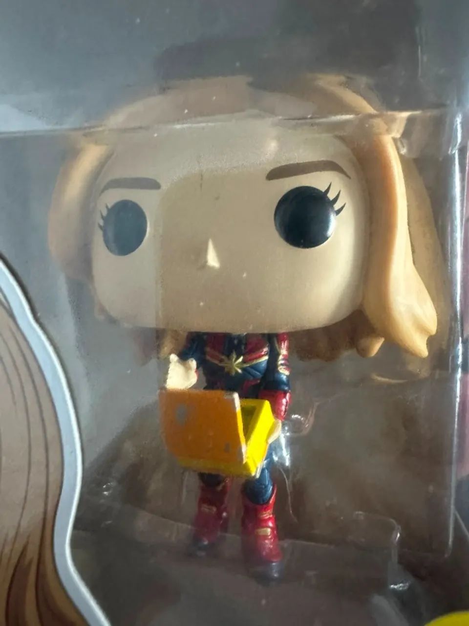 FUNKO POP CAPITA MARVEL 444 - Foto 3