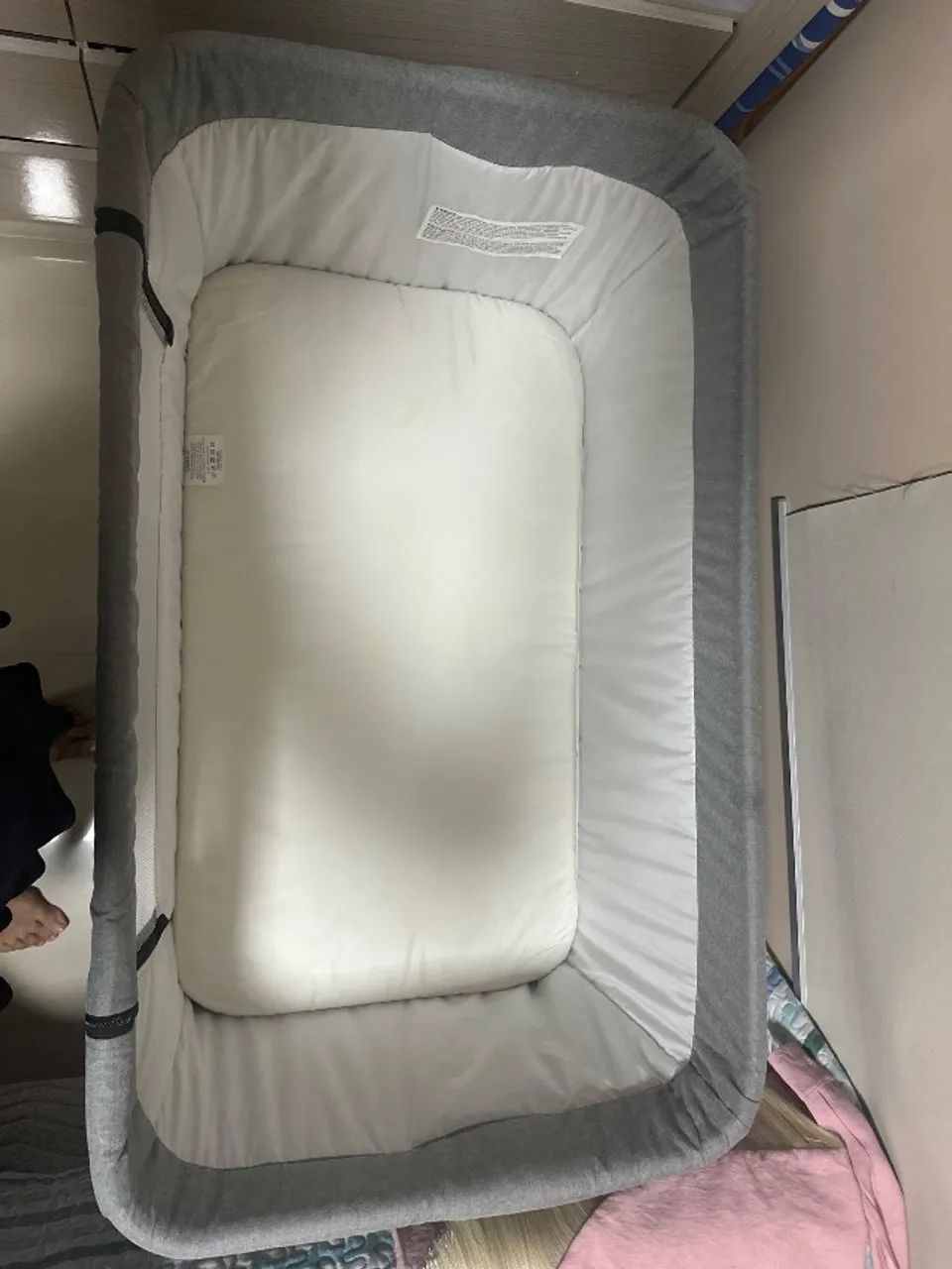 Berço portátil Cosco Pluggy - Foto 4