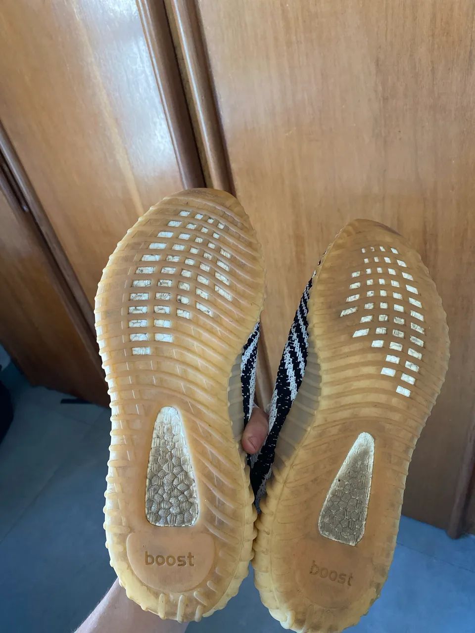 Tênis Yeezy 350 zebra  - Foto 2