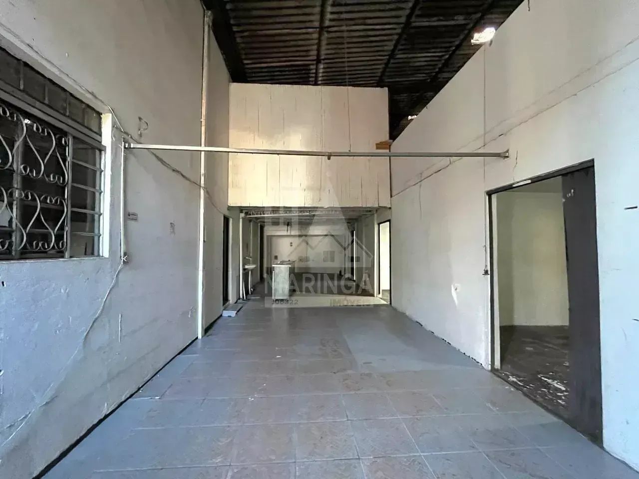 VENDA barracão, sala comercial em Apucarana PR, próximo aos colégios Canadá - Foto 2