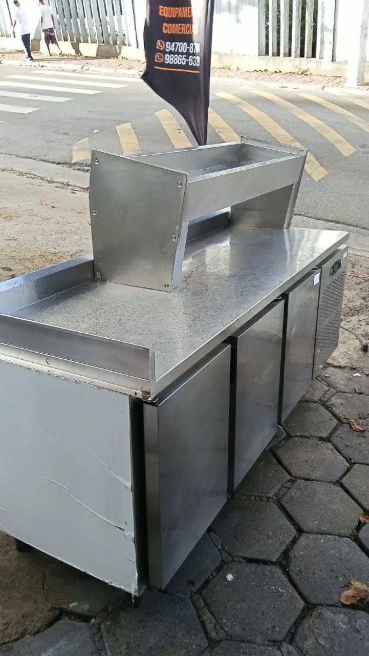 Balcão refrigerado C/codimentadora Macom 2.00x70 220v - Foto 2