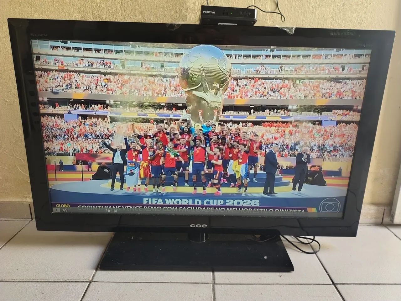 Televisão 45 polegadas 