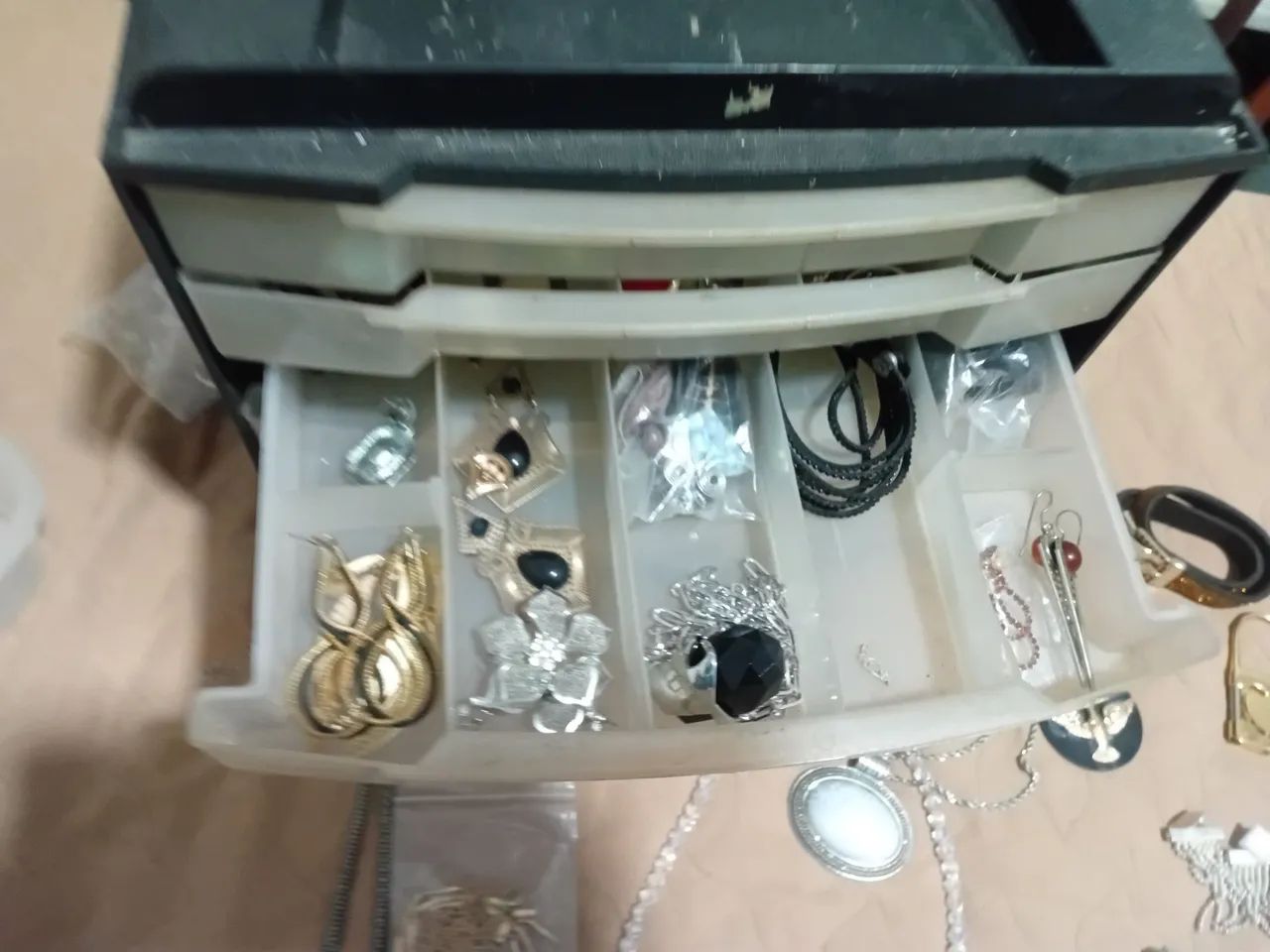 Bijuterias novas e usadas  - Foto 5