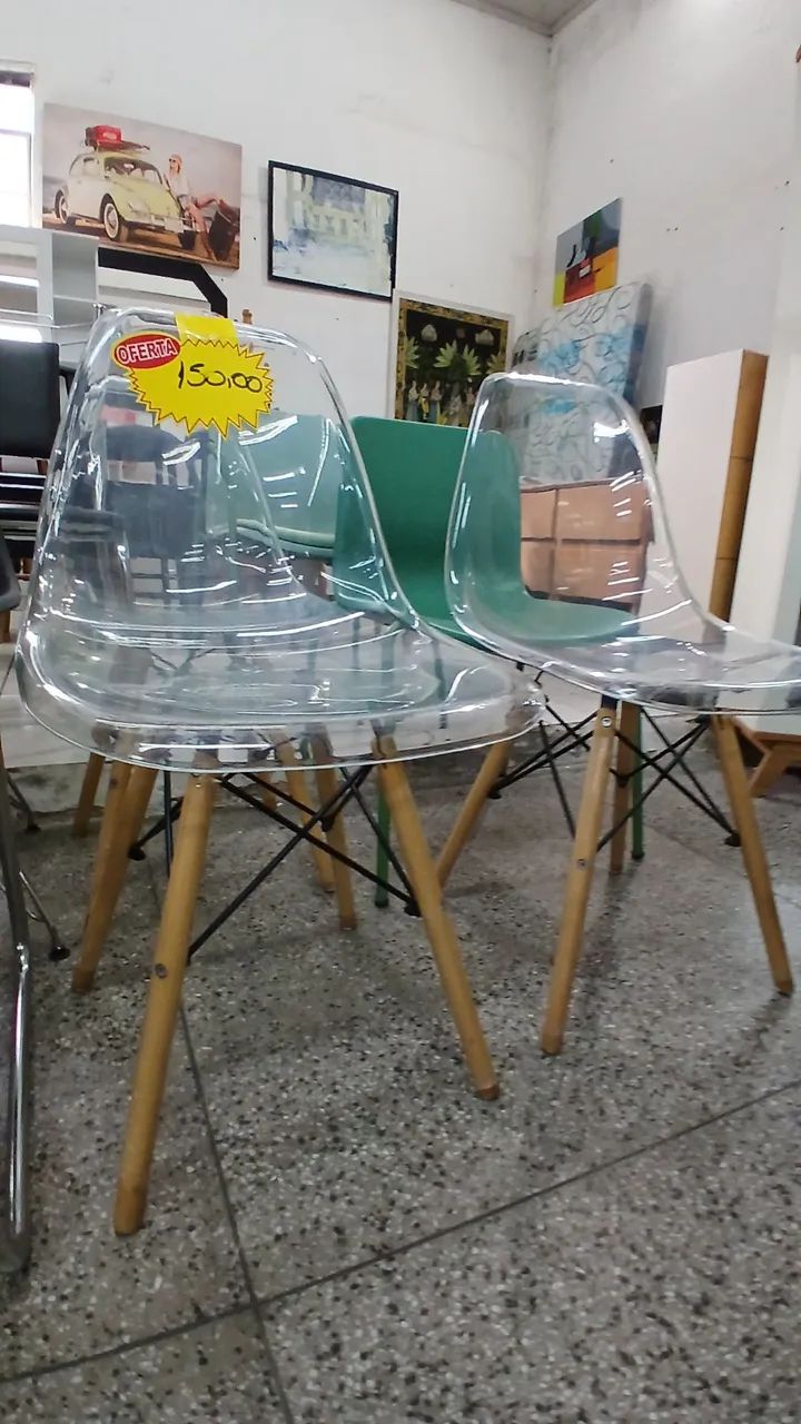 Cadeira transparente  - Foto 2