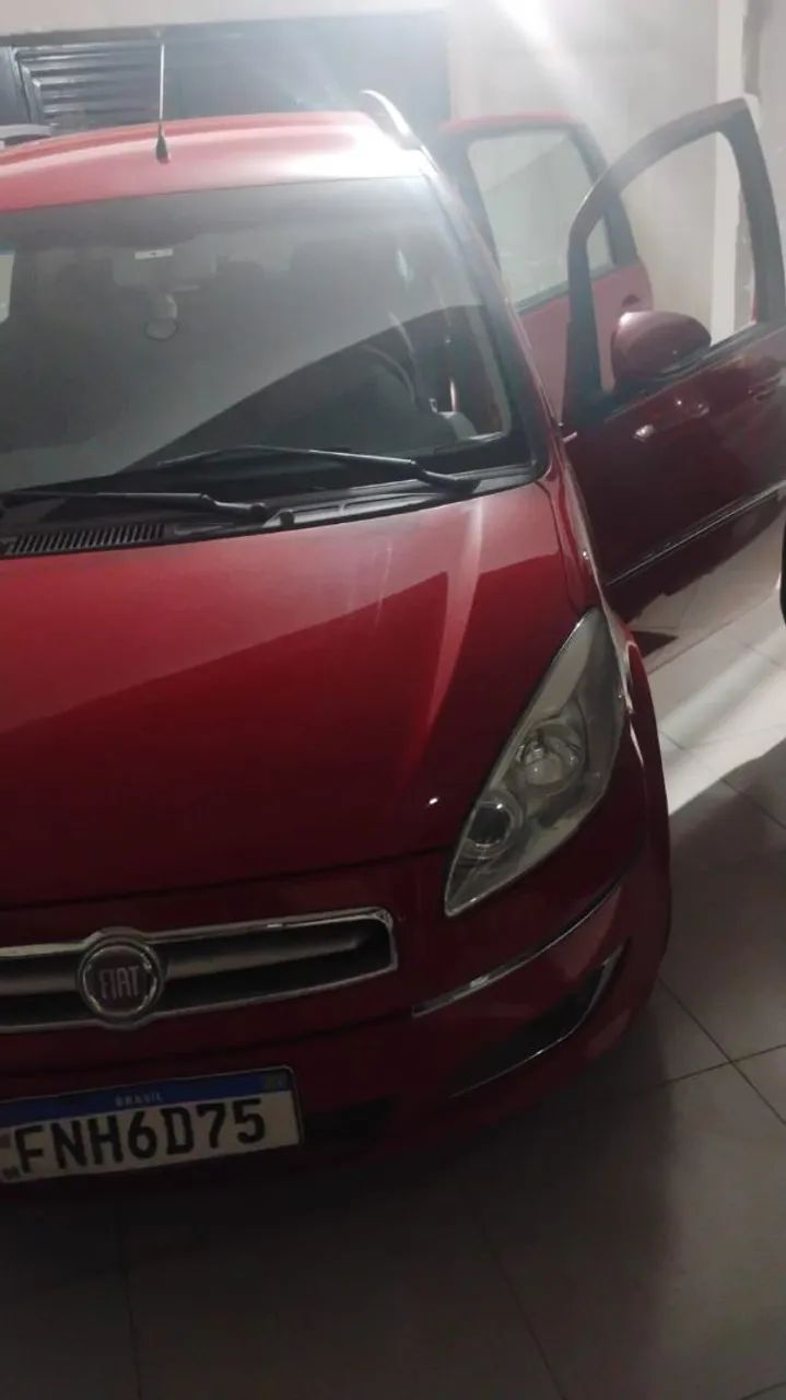 Fiat Idea Essence 1.6 Flex 16V 5P 2014 - Foto 2