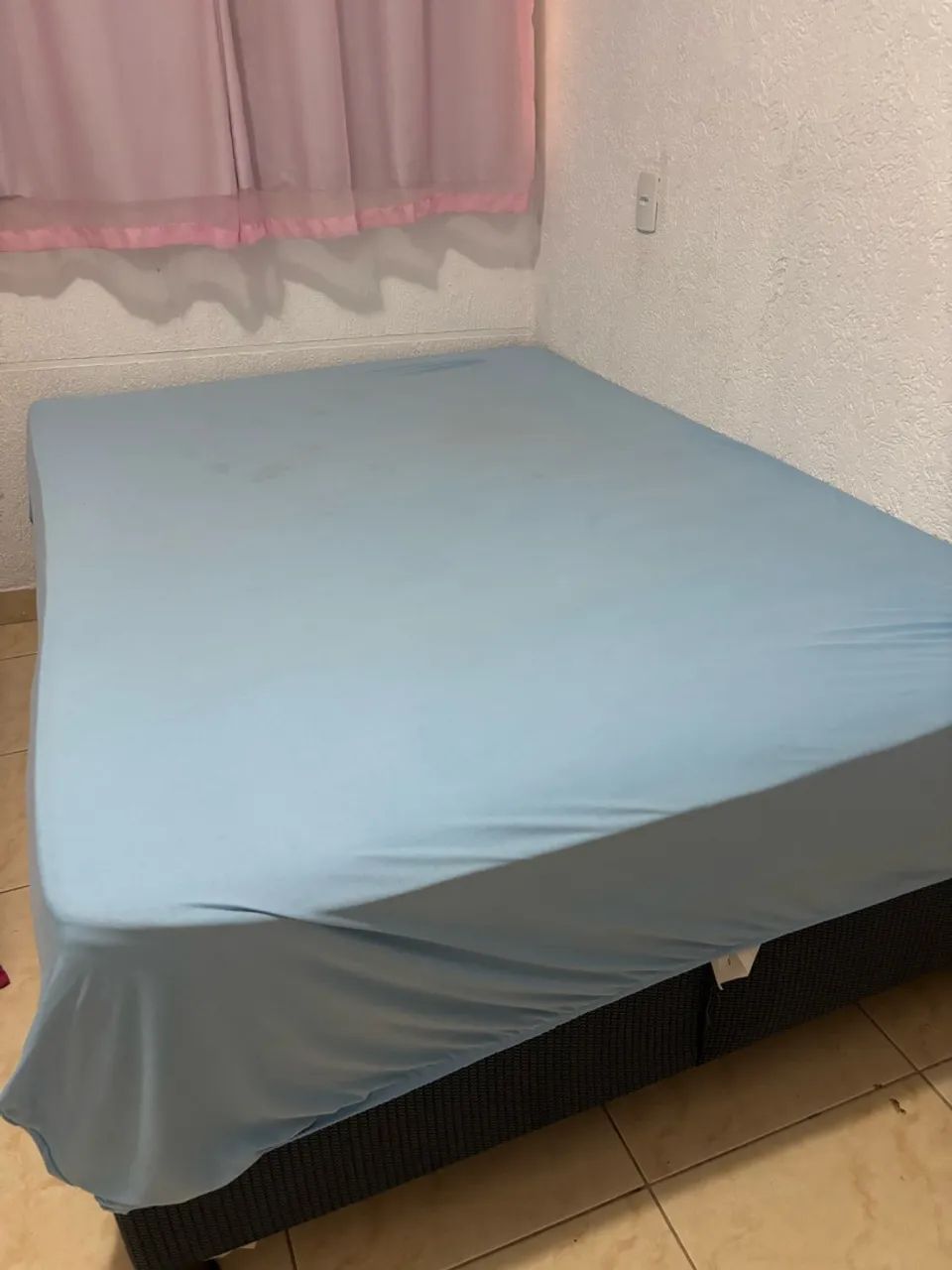 Vendo cama de casal