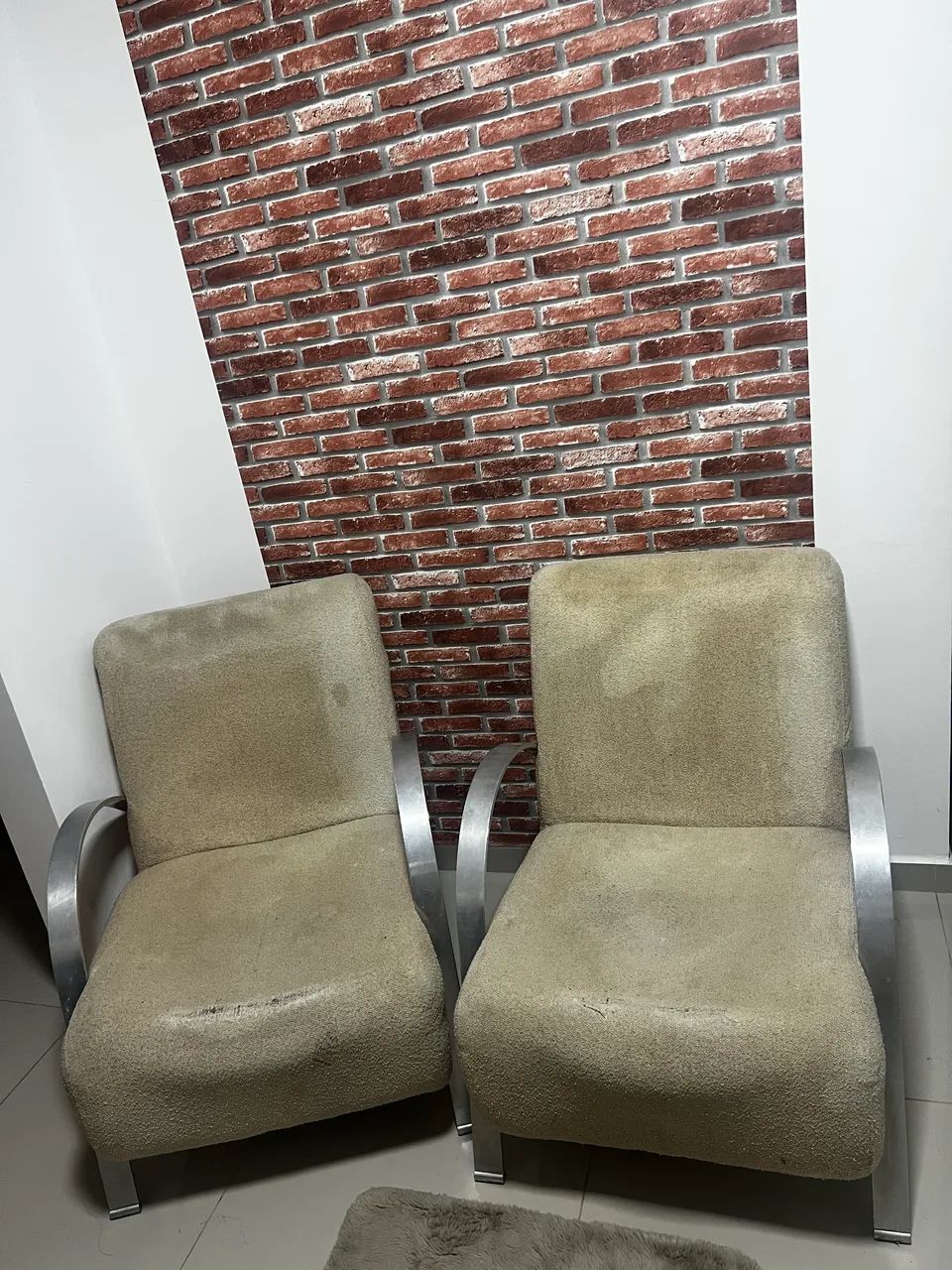 Vendo as duas poltronas  juntas  - Foto 2
