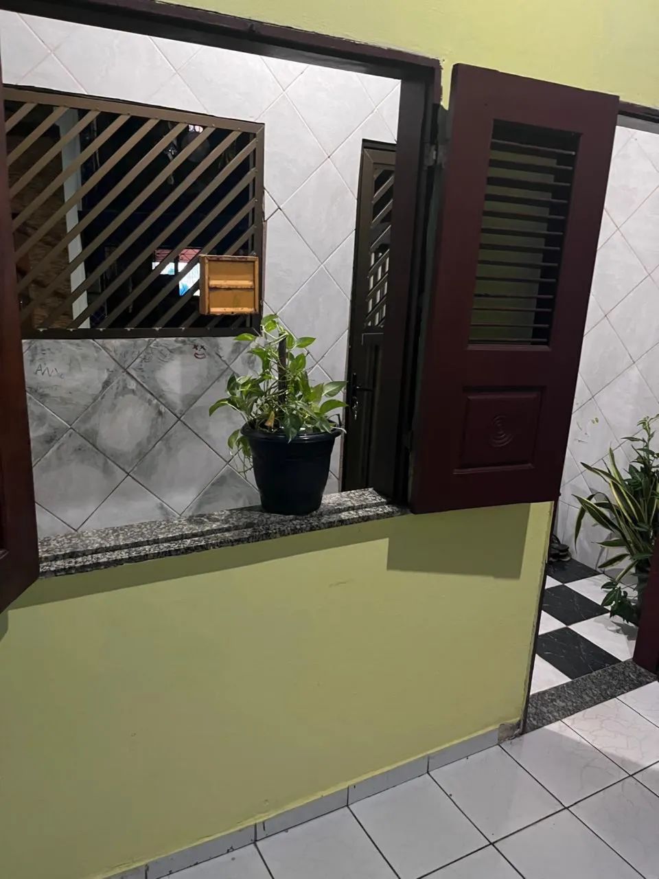 Vendo excelente casa bem localizado 