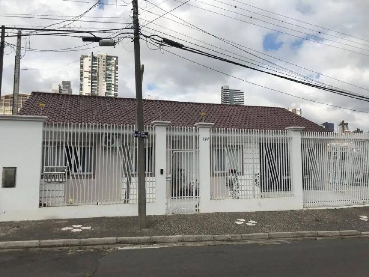 Casa 225 m² - Ronda - Ponta Grossa - PR