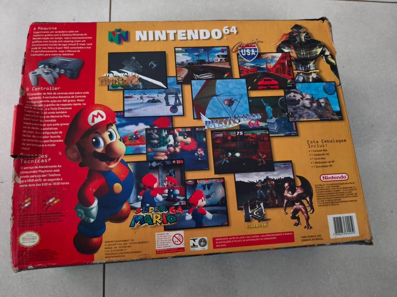 Nintendo 64 com caixa e 2 controles  - Foto 2