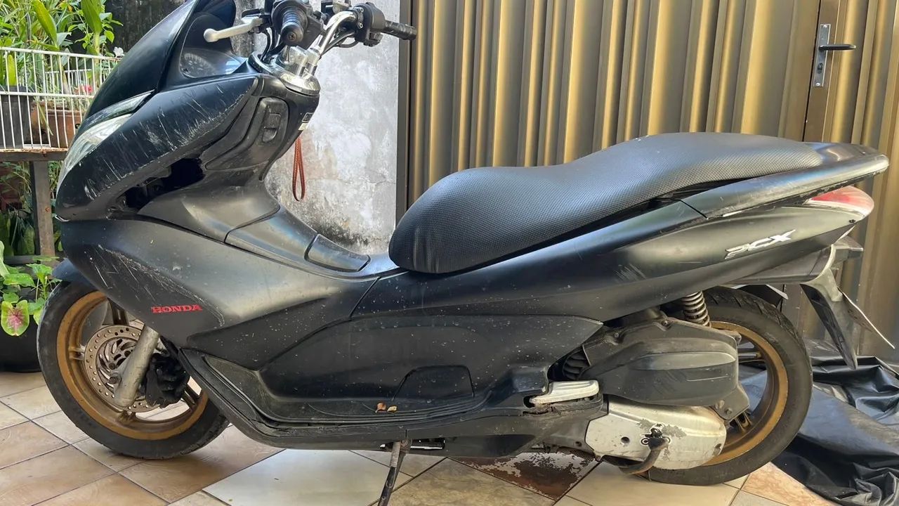 PCX 2015/ apenas com cambagem arranhada  - Foto 3