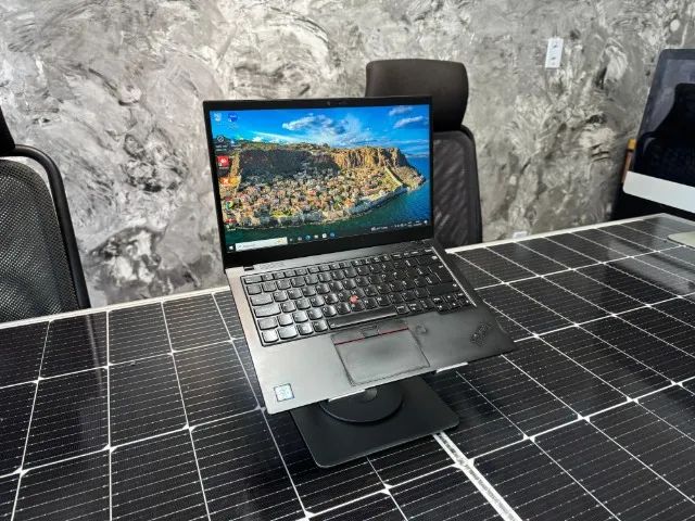 ? Notebook Lenovo Thinkpad X1 CarbonPreto - Intel Core i7-8665U - RAM 16GB - SSD 512GB - Foto 2