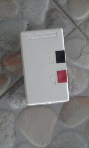 Chave de distribuição elétrica SCHNEIDER nova