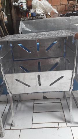 Churrasqueira grande fechada de alumínio - Foto 3
